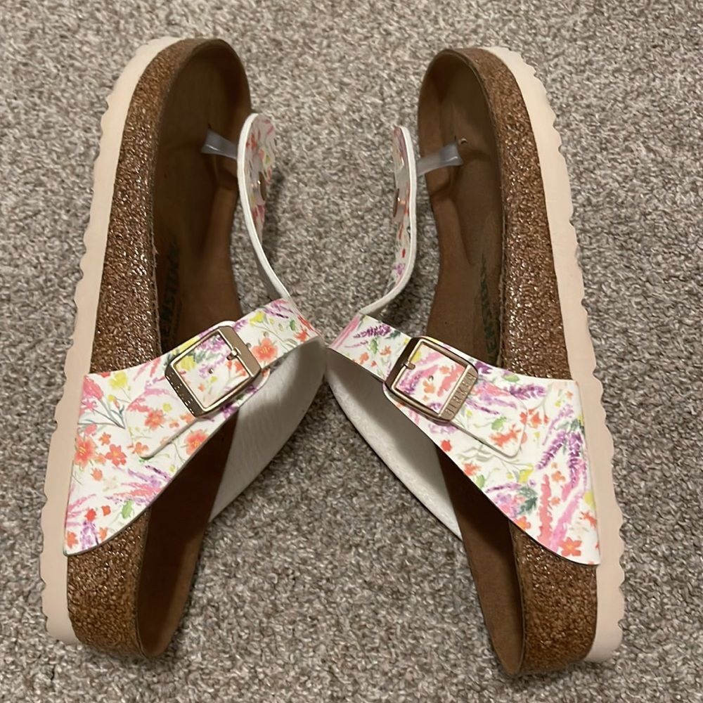 New BIRKENSTOCK WOMEN’S GIZEH VEGAN BIRKO-FLOR SANDAL WHITE 39 - Picture 8 of 11